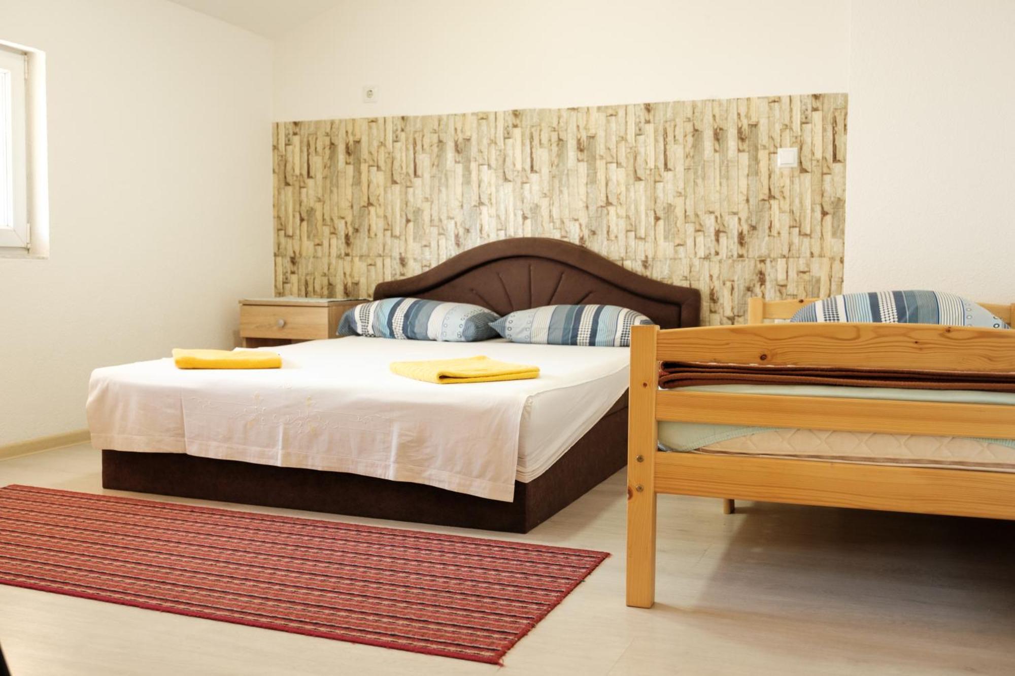 Guesthouse "Ines" Doboj Exterior foto